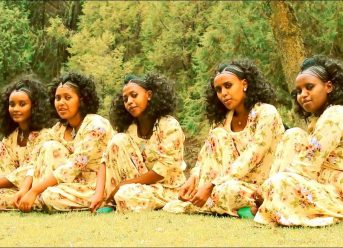 Tewodros Mengesha - Arhibu | አርሂቡ - New Ethiopian Music (Official Video)