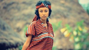 Hencok Daniel - Amile Landa | አሚለ ላንዳ - New Ethiopian Music 2018 (Official Video)