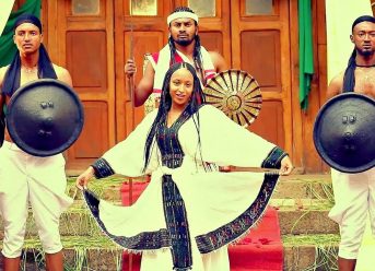 Paulos PK & Merry Mak - Ethiopia Aradegna | ኢትዮዽያ አራድኛ - New Ethiopian Music 2018 (Official Video)