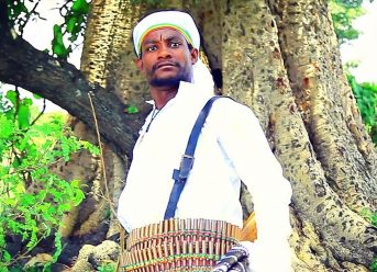 Habte Abraham – Yawkbetal | ያውቅበታል – New Ethiopian Music 2018 (Official Vido)