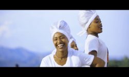 Ethiopian Music : Fetilework Tesfaye ፈትለወርቅ ተስፋዬ (ኑ አዬ) - New Ethiopian Music 2018(Official Video)
