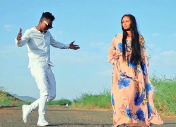 Ziggy Zaga ft. Abebe Kefeni – Ajaiba | አጃኢባ – New Ethiopian Music 2018 (Official Video)