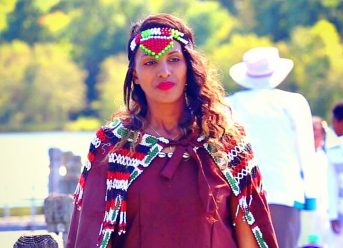 Kalkidan Meshesha – Gofta Kiya | ጎፍታ ኪያ – New Ethiopian Music 2018 (Official Video)