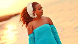 Eden Gebreselassie - Aytneknkni | ኣይትነቅንቅኒ - New Ethiopian Music 2018 (Official Video)