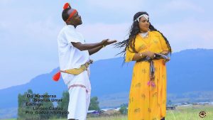 Okaash fi Faaxumaa (Bareedduu Afran aql'oo) - New Ethiopian Oromo Music 2019(Official Video)