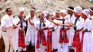 Geremew Gualu - Geremegn | ገረመኝ - New Ethiopian Music 2018 (Official Video)