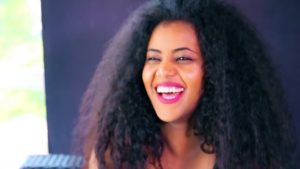 Eritrean Music: Dawit Kahsay ዳዊት ካሕሳይ (ትመጽኒ'ዶ ትኾኒ) New Eritrean & Amharic music 2018(Official Video)
