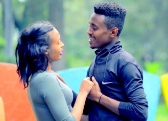 Israel Kidanu - Letena Yarglign | ለጤና ያርግልኝ - New Ethiopian Music 2018 (Official Video)