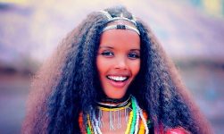 Caaltuu Butoo - OBBEYYO - New Ethiopian Music 2019 (Official Video)