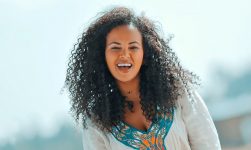 Firehiwot Yilma - Anten Biye | አንተን ብዬ - New Ethiopian Music 2019 (Official Video)