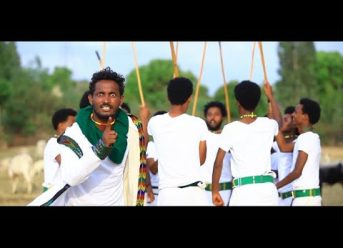 Ethiopian : Demeke bitew "Atenka Belut አትንካ በሉት" ደመቀ ቢተው New Ethiopian Music 2019(Official Video)