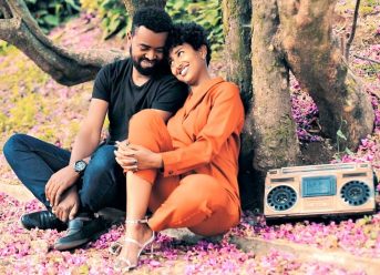 Dawit Senbeta – Honebin Tizita | ሆነብን ትዝታ – New Ethiopian Music 2019 (Official Video)