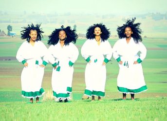 Birhanu Kebede – Alaschileh Bilegn | አላስችልህ ቢለኝ – New Ethiopian Music 2019 (Official Video)