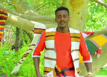 Ethiopian Music : Adera Ashu (Yekerta) አደራ አሹ (ይቅርታ) – New Ethiopian Music 2019(Official Video)