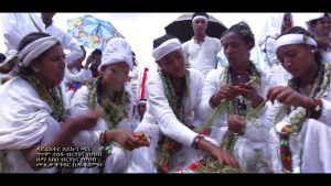 ቀራለም ዘውዱ ፣ ሰውዓለም ደምሌ ፣ አላቸው አስቻለ (እንግጫችን ደነፋ) - New Ethiopian Music 2019(Official Video)